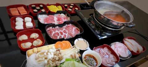 ล้านพลัสชาบู