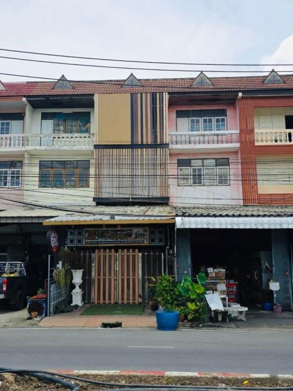 ขาย อาคารพาณิชย์ 3.5 ชั้น หลังตลาดรังสิต ปทุมธานี19 ซอยบุญสร้าง