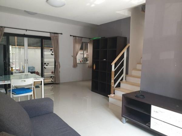 ขาย ทาวน์เฮ้าส์ - นนทบุรี    ปากเกร็ด ห้องนอน 3 ห้อง ห้องน้ำ 2 ห้อง
