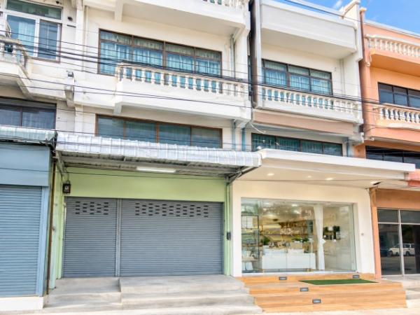 ตลาดแยกหนองใหญ่ 800 ม.อาคารพาณิชย์ 3 ชั้นพร้อมชั้นลอย 3นอน 2น้ำ ติดถนนบางแค ใกล้ตลาดกัลปพฤกษ์ 500ม.ขนาดที่ดิน 16ตร.วา.พื้นที่ใช้สอย 200ตร.ม.