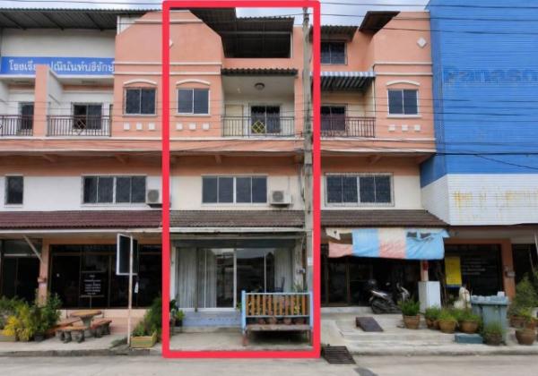 หมู่บ้านอรุณวรรณ 1 ซอยสายไหม 69 ถนนสายไหม ทาวน์โฮม 3 ชั้นราคาถูก หน้าบ้านไม่ชนใคร เดินทางสะดวกเข้า-ออกเมืองได้ง่าย สิ่งอำนวยความสะดวกครบครัน