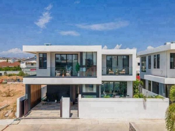 ขายบ้านเดี่ยว พูลวิลล่าหรู ใจกลางสุขุมวิท พัทยา Lavender Villa Pattaya TP-H2594