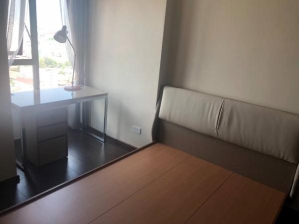 C Ekkamai Nice private clean 18th floor BTS Ekkamai