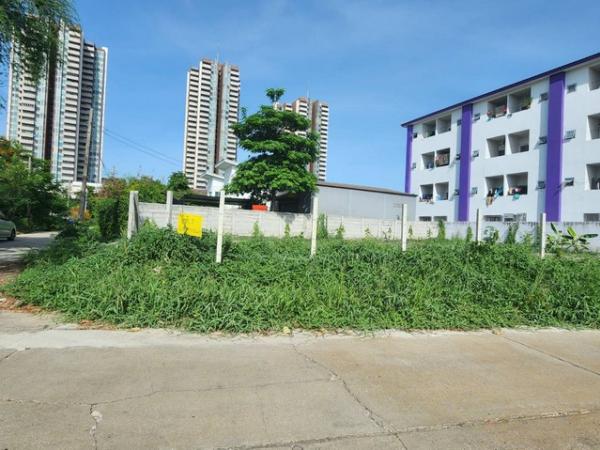 ที่ดินเมืองทองคุณเพ็ญนี ให้เช่า ที่ดิน - ใกล้กับ เมืองทองธานี 20000 บาทต่อเดือน
