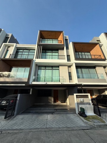 ขาย/ ให้เช่า ทาวน์โฮม 4 ชั้น Nirvana Define Srinakarin–Rama 9 | กรุงเทพกรีฑา บ้านแต่งครบ พร้อมอยู่
