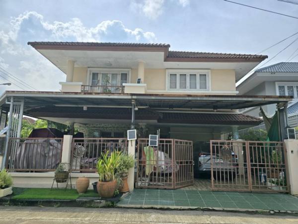 2351 ขาย บ้าน บ้านเดี่ยว โรยัลปาร์ควิลล์ สุวินทวงศ์ กรุงเทพ หนองจอก    3350000 บาท ชั้นทั้งหมด 2 ชั้น ห้องนอน 3 ห้อง ห้องน้ำ 3 ห้อง