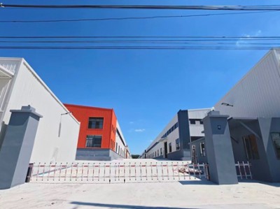 ให้เช่าโกดังนิคมพัฒนาระยอง  ให้เช่าโกดังสร้างใหม่ 4,200-6,500 ตรม. (ว่าง  9 โกดัง) ผังสีม่วงลาย