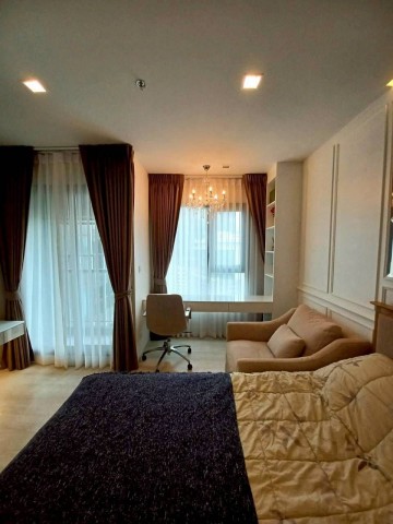 Life One Wireless 17th Floor Corner Unit Fully Furnished Near BTS Ploenchit